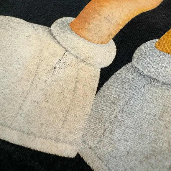 Vintage 2011 M&Ms Red M&M black graphic tshirt - Picture 10 of 16